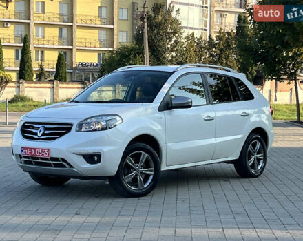 Білий Рено Колеос, об'ємом двигуна 2 л та пробігом 248 тис. км за 11900 $, фото 1 на Automoto.ua