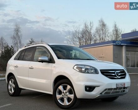 Белый Рено Колеос, объемом двигателя 2 л и пробегом 161 тыс. км за 14000 $, фото 1 на Automoto.ua