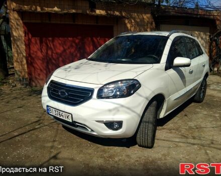 Білий Рено Колеос, об'ємом двигуна 2 л та пробігом 137 тис. км за 11400 $, фото 1 на Automoto.ua