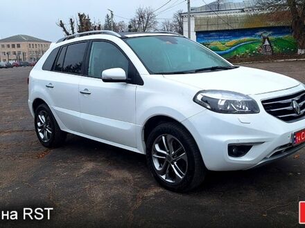 Білий Рено Колеос, об'ємом двигуна 2 л та пробігом 182 тис. км за 13300 $, фото 1 на Automoto.ua