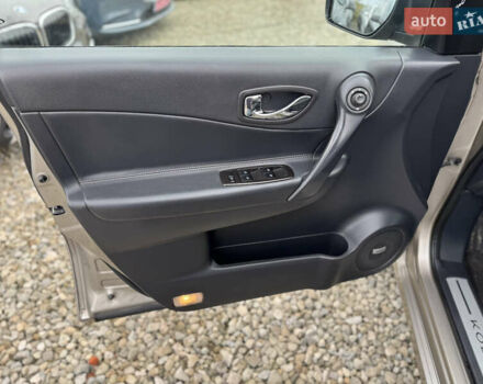 Бежевый Рено Колеос, объемом двигателя 2 л и пробегом 263 тыс. км за 13500 $, фото 14 на Automoto.ua