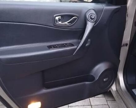 Бежевий Рено Колеос, об'ємом двигуна 2 л та пробігом 243 тис. км за 12700 $, фото 30 на Automoto.ua