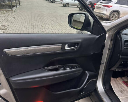 Бежевый Рено Колеос, объемом двигателя 2 л и пробегом 247 тыс. км за 21600 $, фото 40 на Automoto.ua