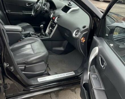 Черный Рено Колеос, объемом двигателя 2 л и пробегом 230 тыс. км за 8500 $, фото 9 на Automoto.ua