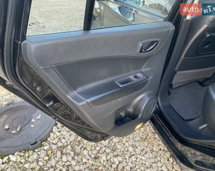 Рено Колеос 2008 в Збараже на Automoto.ua Черный Рено Колеос, объемом двигателя 2 л и пробегом 301 тыс. км за 7900 $, фото 19 на Automoto.ua