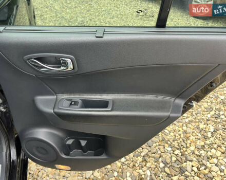 Черный Рено Колеос, объемом двигателя 2 л и пробегом 223 тыс. км за 8999 $, фото 10 на Automoto.ua