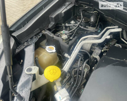 Черный Рено Колеос, объемом двигателя 2 л и пробегом 245 тыс. км за 8750 $, фото 14 на Automoto.ua