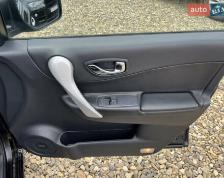 Черный Рено Колеос, объемом двигателя 2 л и пробегом 223 тыс. км за 8999 $, фото 18 на Automoto.ua