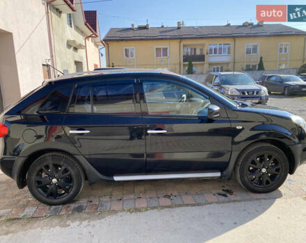 Рено Колеос 2008 у Львові на Automoto.ua Чорний Рено Колеос, об'ємом двигуна 2.49 л та пробігом 197 тис. км за 8200 $, фото 3 на Automoto.ua