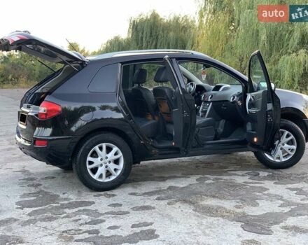 Рено Колеос 2008 в Кременце на Automoto.ua Черный Рено Колеос, объемом двигателя 2.45 л и пробегом 229 тыс. км за 6700 $, фото 3 на Automoto.ua