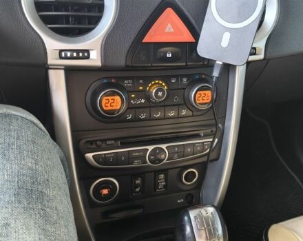 Черный Рено Колеос, объемом двигателя 2.5 л и пробегом 300 тыс. км за 8500 $, фото 1 на Automoto.ua