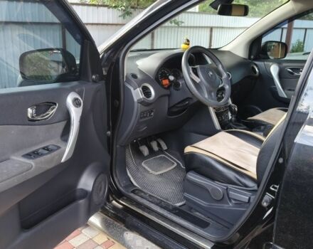 Черный Рено Колеос, объемом двигателя 2.5 л и пробегом 300 тыс. км за 8500 $, фото 3 на Automoto.ua