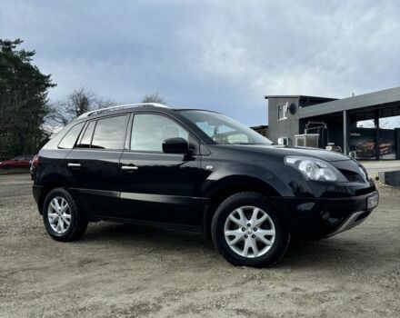 Черный Рено Колеос, объемом двигателя 2 л и пробегом 300 тыс. км за 9000 $, фото 3 на Automoto.ua