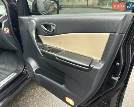 Черный Рено Колеос, объемом двигателя 2 л и пробегом 171 тыс. км за 11400 $, фото 51 на Automoto.ua