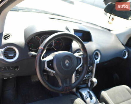 Черный Рено Колеос, объемом двигателя 2.49 л и пробегом 95 тыс. км за 8999 $, фото 5 на Automoto.ua