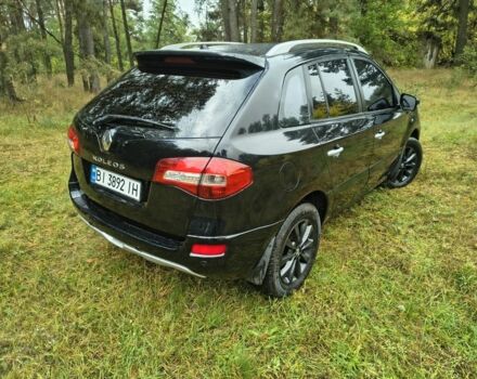 Черный Рено Колеос, объемом двигателя 2.5 л и пробегом 211 тыс. км за 9000 $, фото 3 на Automoto.ua
