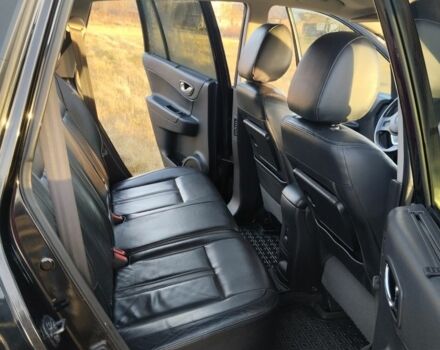 Черный Рено Колеос, объемом двигателя 2 л и пробегом 199 тыс. км за 12000 $, фото 4 на Automoto.ua