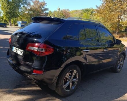 Черный Рено Колеос, объемом двигателя 2.5 л и пробегом 235 тыс. км за 7400 $, фото 4 на Automoto.ua