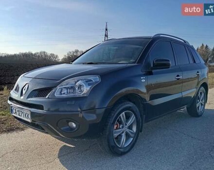 Черный Рено Колеос, объемом двигателя 2.5 л и пробегом 230 тыс. км за 7500 $, фото 1 на Automoto.ua