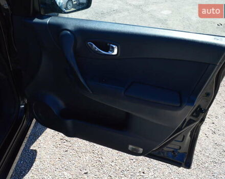 Черный Рено Колеос, объемом двигателя 2.49 л и пробегом 95 тыс. км за 8999 $, фото 15 на Automoto.ua