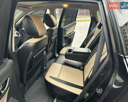 Черный Рено Колеос, объемом двигателя 2 л и пробегом 171 тыс. км за 11400 $, фото 42 на Automoto.ua