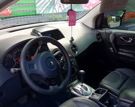 Черный Рено Колеос, объемом двигателя 2.5 л и пробегом 230 тыс. км за 7500 $, фото 9 на Automoto.ua