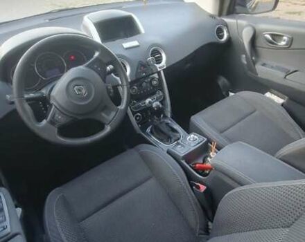 Черный Рено Колеос, объемом двигателя 2 л и пробегом 305 тыс. км за 9399 $, фото 14 на Automoto.ua