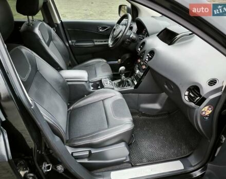 Черный Рено Колеос, объемом двигателя 2 л и пробегом 250 тыс. км за 10500 $, фото 20 на Automoto.ua