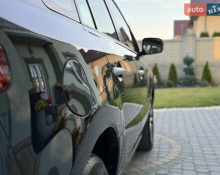 Черный Рено Колеос, объемом двигателя 2.45 л и пробегом 188 тыс. км за 12000 $, фото 39 на Automoto.ua