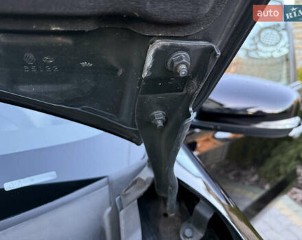 Черный Рено Колеос, объемом двигателя 2.45 л и пробегом 188 тыс. км за 12000 $, фото 100 на Automoto.ua