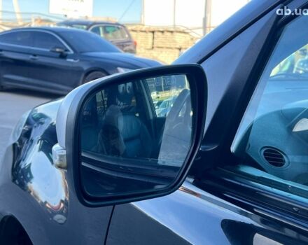 Чорний Рено Колеос, об'ємом двигуна 2.5 л та пробігом 222 тис. км за 10290 $, фото 12 на Automoto.ua