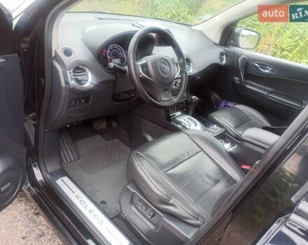 Чорний Рено Колеос, об'ємом двигуна 2 л та пробігом 178 тис. км за 12350 $, фото 23 на Automoto.ua