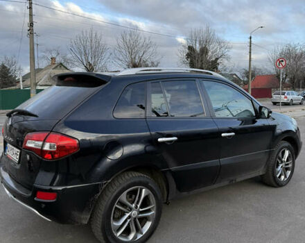 Черный Рено Колеос, объемом двигателя 2 л и пробегом 261 тыс. км за 10500 $, фото 4 на Automoto.ua