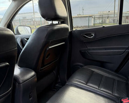 Черный Рено Колеос, объемом двигателя 2 л и пробегом 261 тыс. км за 10500 $, фото 24 на Automoto.ua