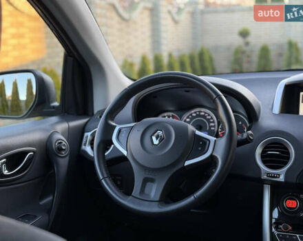 Черный Рено Колеос, объемом двигателя 2.45 л и пробегом 188 тыс. км за 12000 $, фото 55 на Automoto.ua