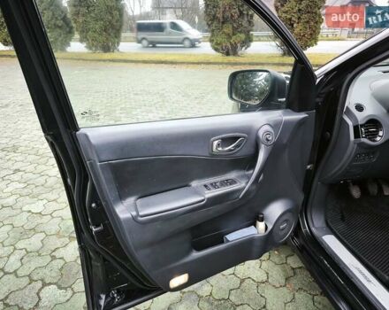 Черный Рено Колеос, объемом двигателя 2 л и пробегом 250 тыс. км за 10500 $, фото 10 на Automoto.ua