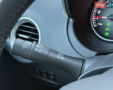 Черный Рено Колеос, объемом двигателя 2.45 л и пробегом 188 тыс. км за 12000 $, фото 64 на Automoto.ua