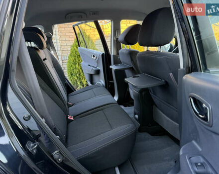 Черный Рено Колеос, объемом двигателя 2.45 л и пробегом 188 тыс. км за 12000 $, фото 80 на Automoto.ua