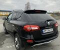 Черный Рено Колеос, объемом двигателя 2 л и пробегом 288 тыс. км за 11800 $, фото 2 на Automoto.ua
