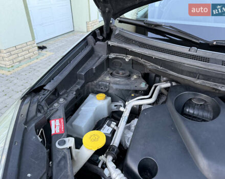 Черный Рено Колеос, объемом двигателя 2.45 л и пробегом 188 тыс. км за 12000 $, фото 101 на Automoto.ua