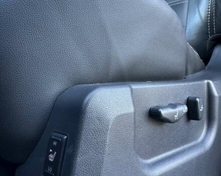 Черный Рено Колеос, объемом двигателя 2 л и пробегом 240 тыс. км за 13900 $, фото 31 на Automoto.ua