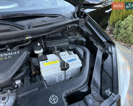Черный Рено Колеос, объемом двигателя 2.45 л и пробегом 188 тыс. км за 12000 $, фото 99 на Automoto.ua