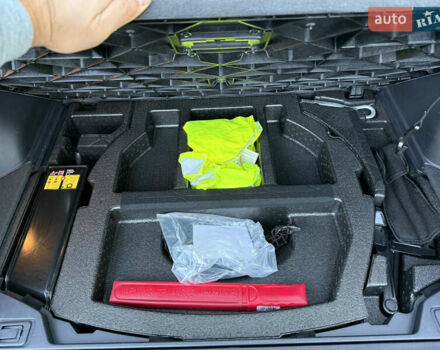 Черный Рено Колеос, объемом двигателя 2.45 л и пробегом 188 тыс. км за 12000 $, фото 93 на Automoto.ua