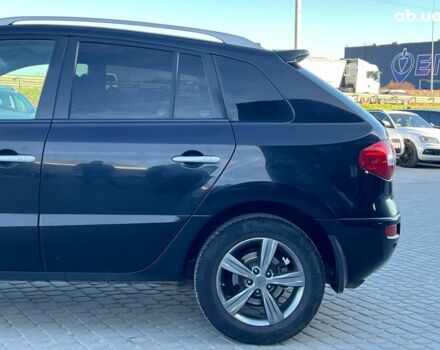 Чорний Рено Колеос, об'ємом двигуна 2.5 л та пробігом 222 тис. км за 10290 $, фото 4 на Automoto.ua