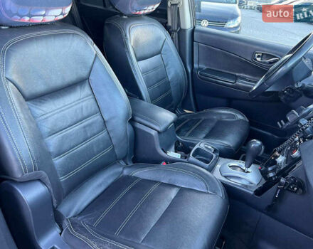 Чорний Рено Колеос, об'ємом двигуна 2.5 л та пробігом 222 тис. км за 10290 $, фото 40 на Automoto.ua