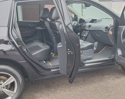 Черный Рено Колеос, объемом двигателя 2 л и пробегом 157 тыс. км за 13300 $, фото 11 на Automoto.ua