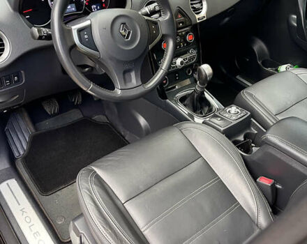 Чорний Рено Колеос, об'ємом двигуна 2 л та пробігом 230 тис. км за 12550 $, фото 17 на Automoto.ua