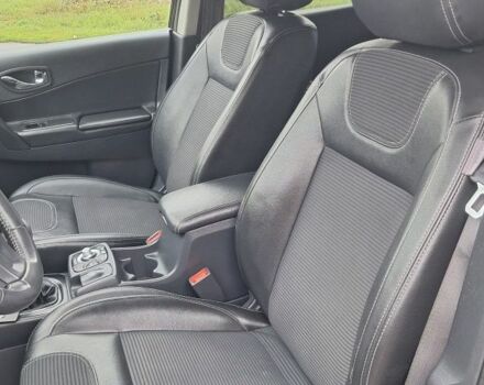 Черный Рено Колеос, объемом двигателя 2 л и пробегом 157 тыс. км за 13300 $, фото 20 на Automoto.ua