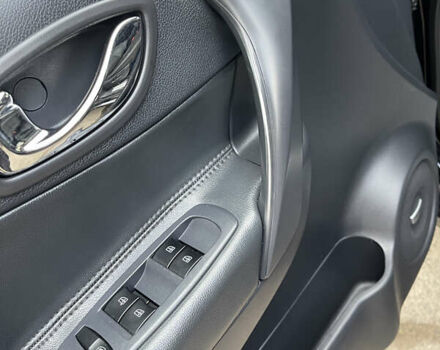 Чорний Рено Колеос, об'ємом двигуна 2 л та пробігом 230 тис. км за 12550 $, фото 27 на Automoto.ua