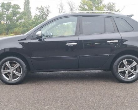 Черный Рено Колеос, объемом двигателя 2 л и пробегом 157 тыс. км за 13300 $, фото 3 на Automoto.ua